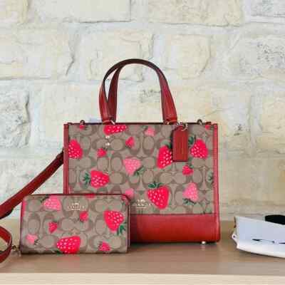 ★完売前に!★Coach Dempsey Carryall Strawberry Print Bag COACH Dempsey Carryall Signature Canvas&Leather Wild
