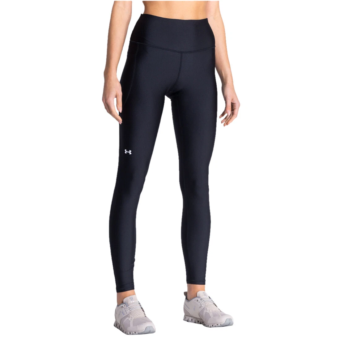 Under Armour Women's HeatGear® Armour No-Slip Waistband Capri Leggings  Black / White