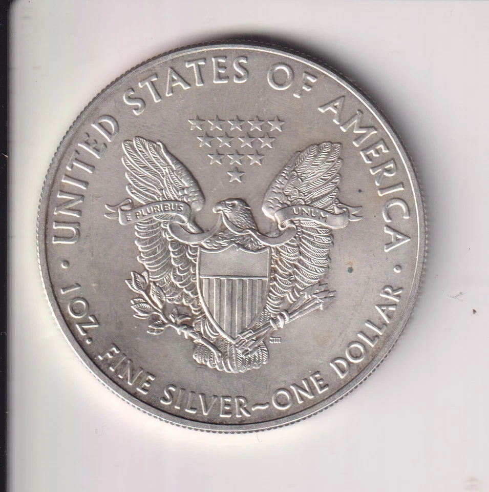 2019 AMERICAN SILVER EAGLE $1 DOLLAR 1 OZ .999 SILVER COIN UNITED STATE MINT - Image 2 of 2