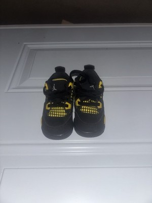 toddler-sized Nike Air Jordan 4 Retro ''Thunder'' 4C