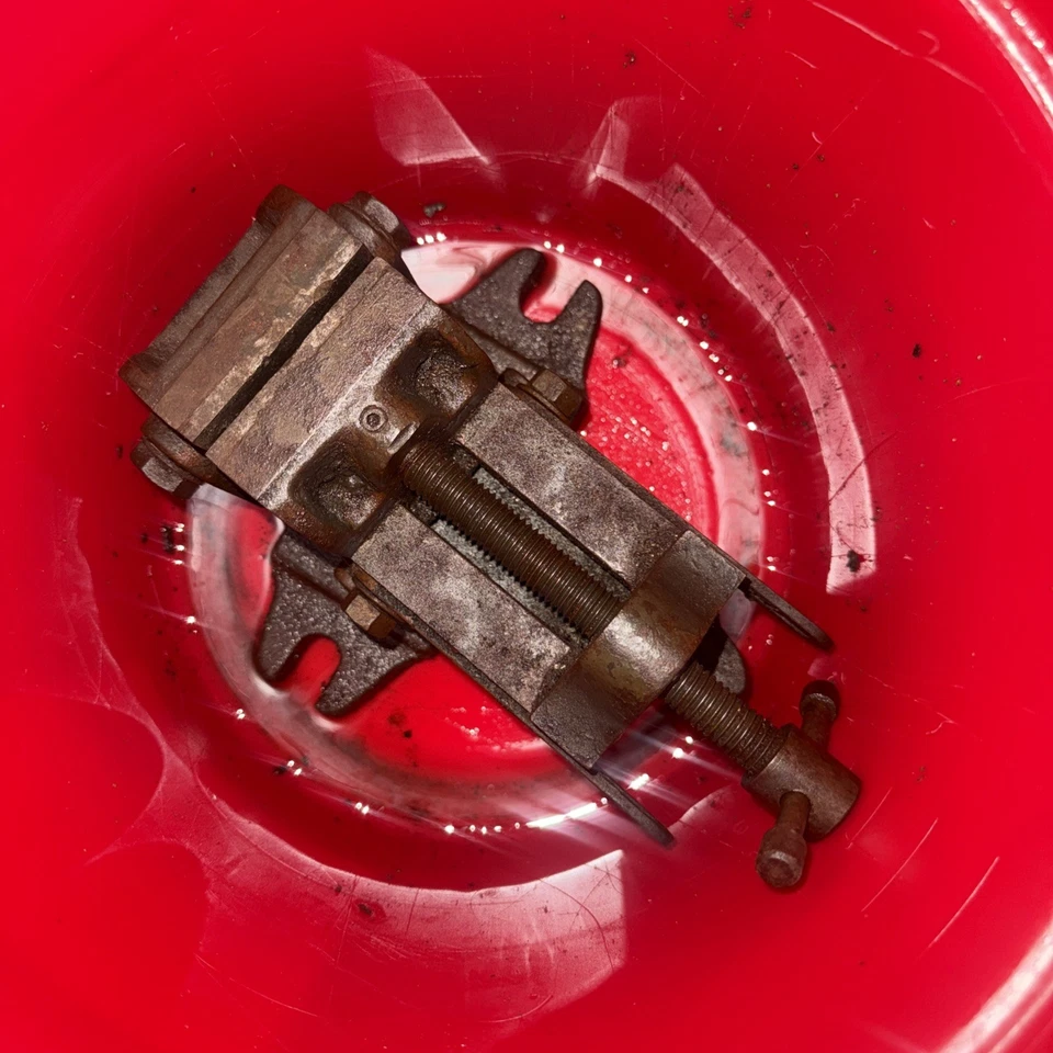 老式工具制造商机械师铣床或钻床虎钳夹 — 第 2/2 张图片