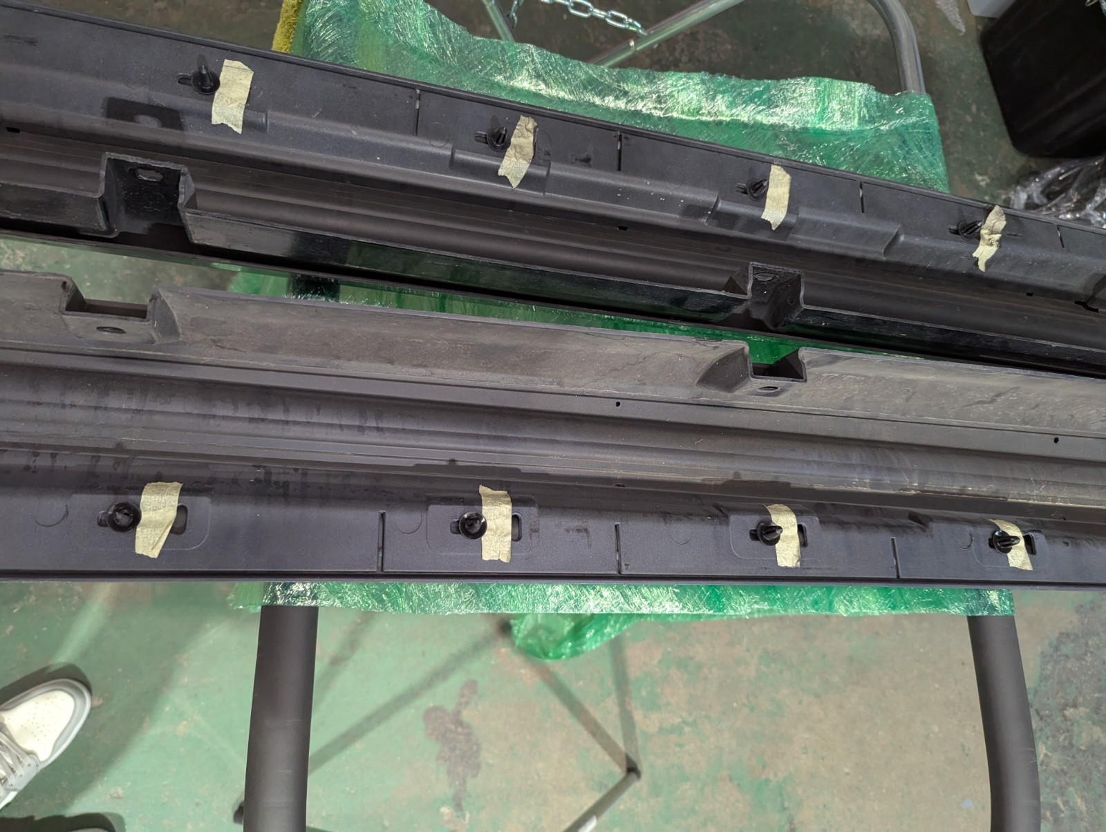 MASERATI GHIBLI  SKIRT ROCKER PANEL MOLDINGS right , left OEM 2014 - 2024