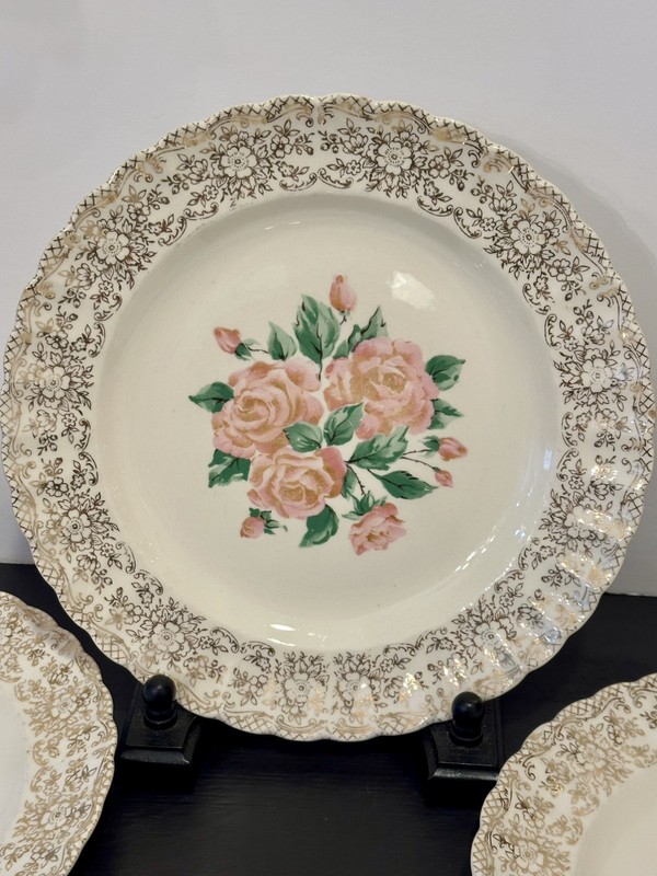 Vtg 1920-40's Sebring Pottery Co. " China Bouquet" 22k Gold-4 Dinner Plates (1)