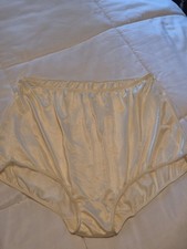 Vintage Sears Nylon Full Brief/panty. Yellow, Sz 10 NWOT. Silky Fabric