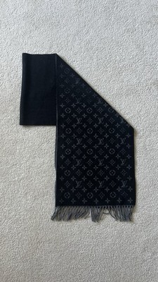Louis Vuitton Monogram  Schal Schwarz Grau