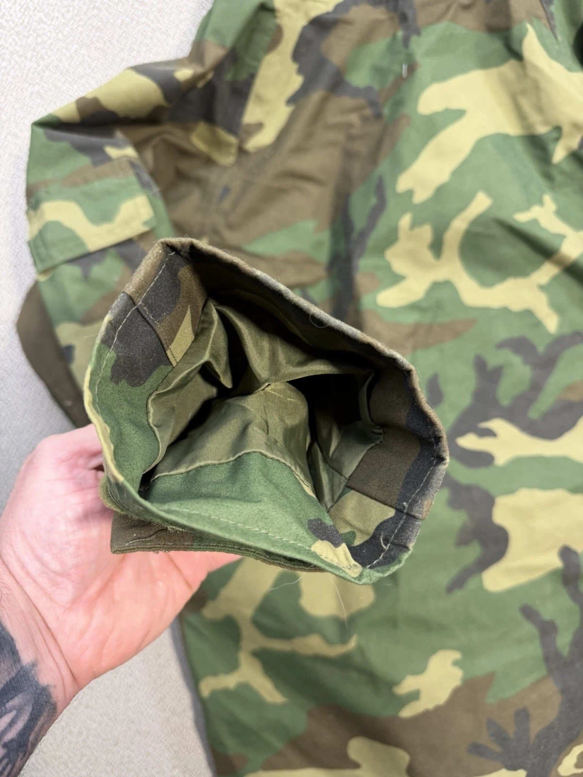 Vintage92 US Army ECWCS Parka Mens Small Reg. Woodland Camo Gore-Tex Military - product detail image 5