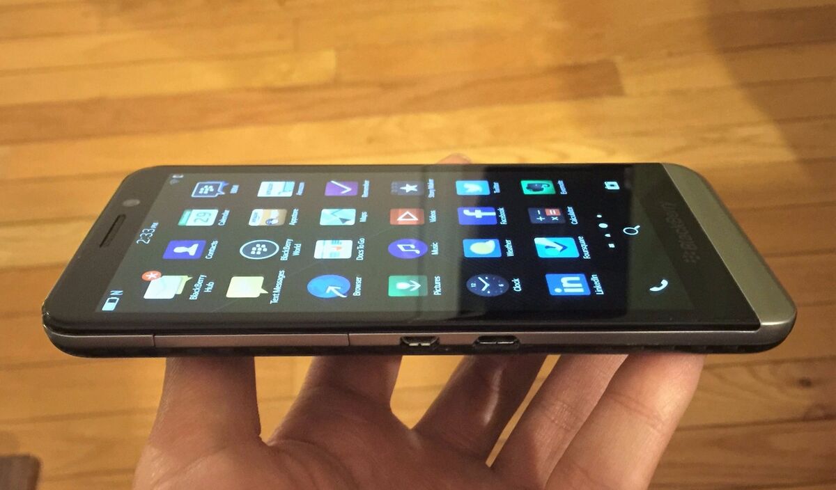 BlackBerry Z30 - 16GB - Black (Unlocked)+ Excellent+ ON SALE BlackBerry Z30 - 16GB - Black (Unlocked)+ Excellent+ ON SALE