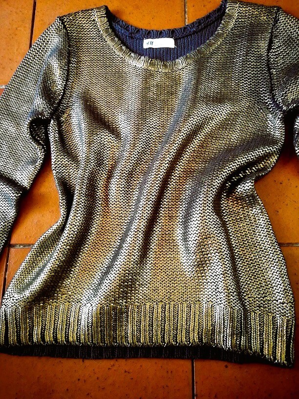 H&M GOLDEN KNITTED GLAM ROCK JUMPER