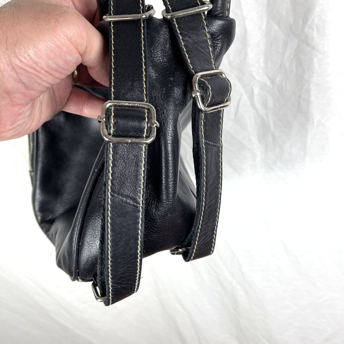 ILI New York Genuine Leather Handbag Purse Backpack Black 