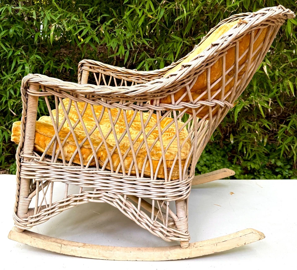 BALANCÍN DE MIMBRE BAR HARBOR - ADULTO - c. 1920 - BLANCO / AMARILLO MANTEQUILLA - VINTAGE Foto 4 de 4