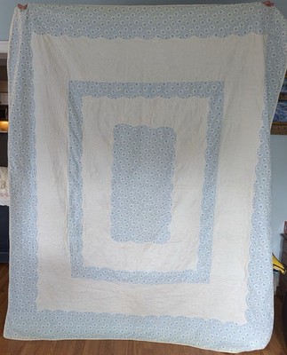 Antique Hand Quilted Patchwork  Quilt Beautiful Needle Turned Appliqué  90 x74 .