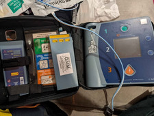 Philips Heartstart FR2 Defib Defibrillator AED USED Self Test Passed