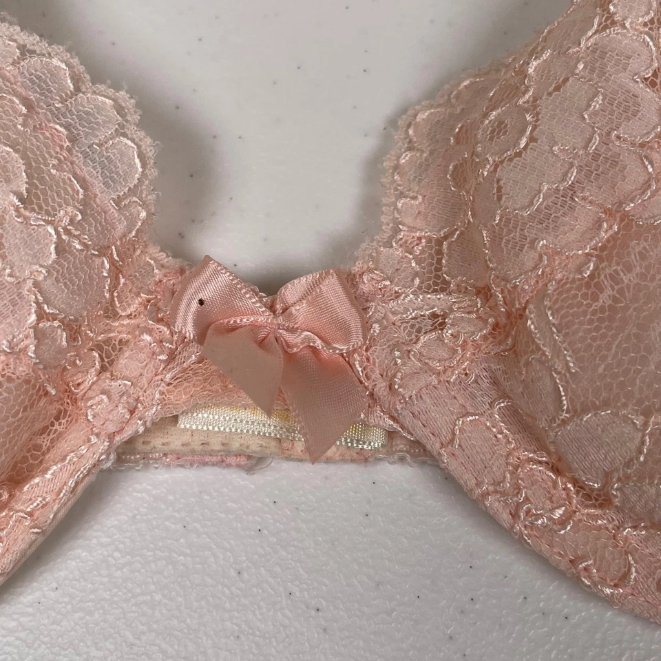 Sujetador Victoria's Secret de Colección Rosa Claro Segunda Piel Almohadilla de Encaje Etiqueta Dorada 34C 76217 Foto 3 de 4