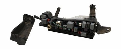 Fuse Box Engine Without Vehicle Stability Control Fits 04-08 COROLLA OEM