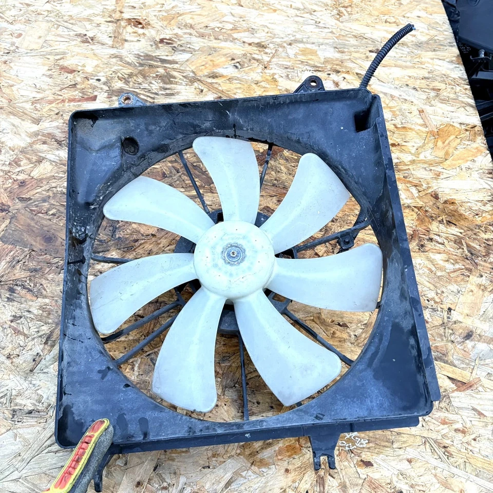 2635005820 RADIATOR COOLING FAN / 1712080JA0 / 7746052 FOR SUZUKI SX4 EY, 2007 - image 3 of 4