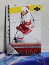 2005-06 Upper Deck Series 1 Hockey BRETT LEBDA #237 Young Guns Rookie