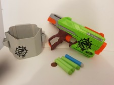 nerf zombie strike holster