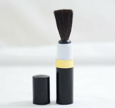 PHOTOGRAPHERS BLACK AND GOLD CAMERA LENS BRUSH