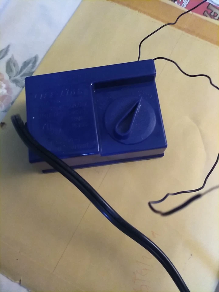 Hobby Model Train Power Pack Transformer Controller Blue AC Single W Cord & Wire - Image 2 of 4