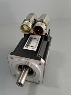 AKM31C-ACCNR-00 - KOLLMORGEN - AKM31CACCNR00 / Servomotor GEBRAUCHT