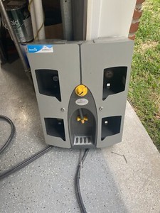 Diversey D3754220 J-Fill QuattroSelect Dispenser USED