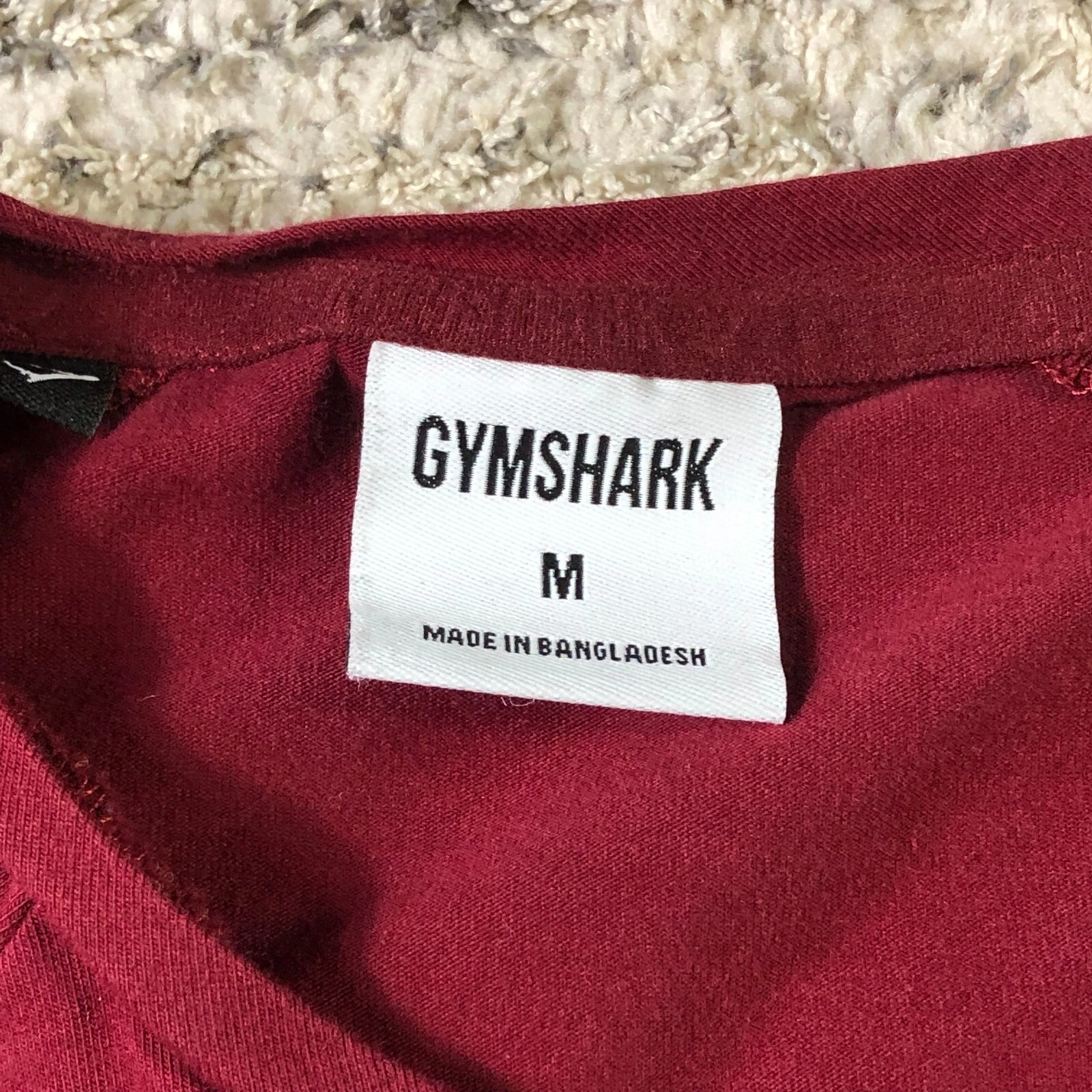 gymshark long sleeve round neck pullover graphic logo shirt