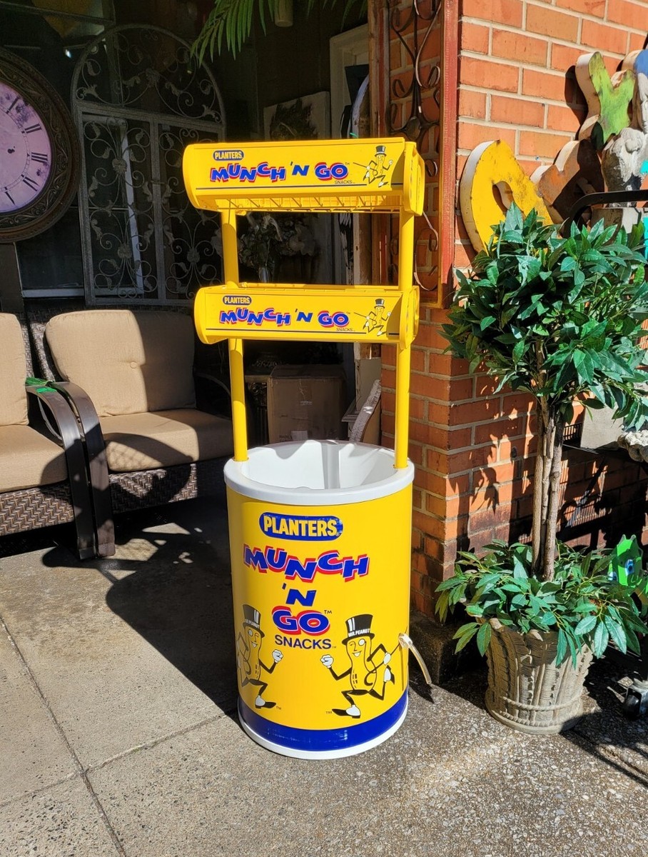 🥜🧊🥜Vtg Planters Peanuts Munch 'N' Go Advertising Sign & Display