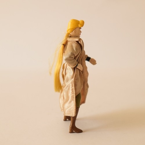 Disney ATLANTIS THE LOST EMPIRE Toy Action Figure - Helga Sinclair - Picture 4 of 6
