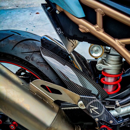Protector de barro trasero de fibra de carbono para BMW S1000RR M1000RR 2019-2022 - Imagen 6 de 6