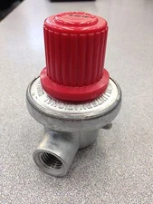ADJUSTABLE 0-30 PSI HIGH PRESSURE PROPANE REGULATOR FOR FRYERS, TORCHES, HIGHFLO