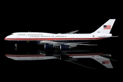 L2280FD SQ Wings VC-25B 1/200 Model Air Force One USAF 89th AW Flaps Down