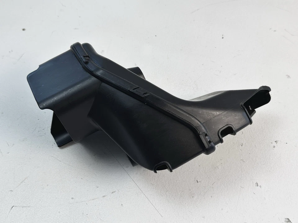 Hyundai Tucson 2016-2021 Internal Air Ventilation Duct H41223-1900 OEM - Image 3 of 4
