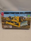 AMT 1086 Construction Bulldozer 1/25 Plastic Model Kit Factory Sealed