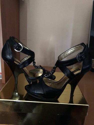 Mimco Black chain reaction heels - Picture 4 of 5