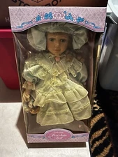 VICTORIAN BEAUTY 8" BISQUE PORCELAIN DOLL COLLECTIBLE NOT A TOY PINK DRESS 