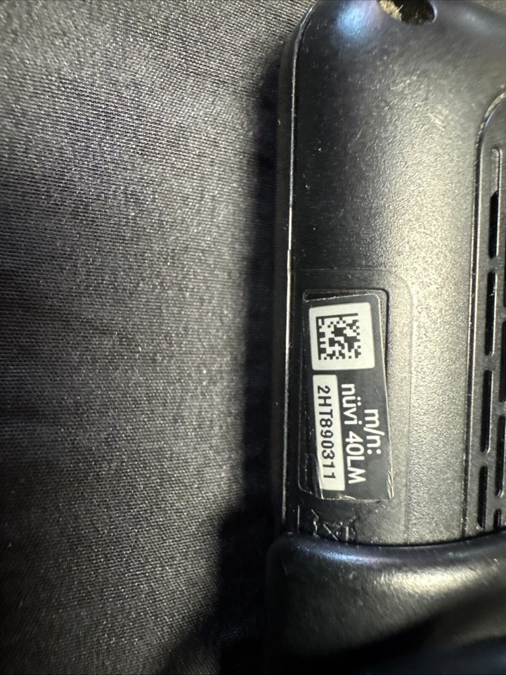 TESTED AND WORKING GARMIN NUVI 40LM GPS 3.75x2.1/4 NAVIGATOR Accessories - Image 2 of 4