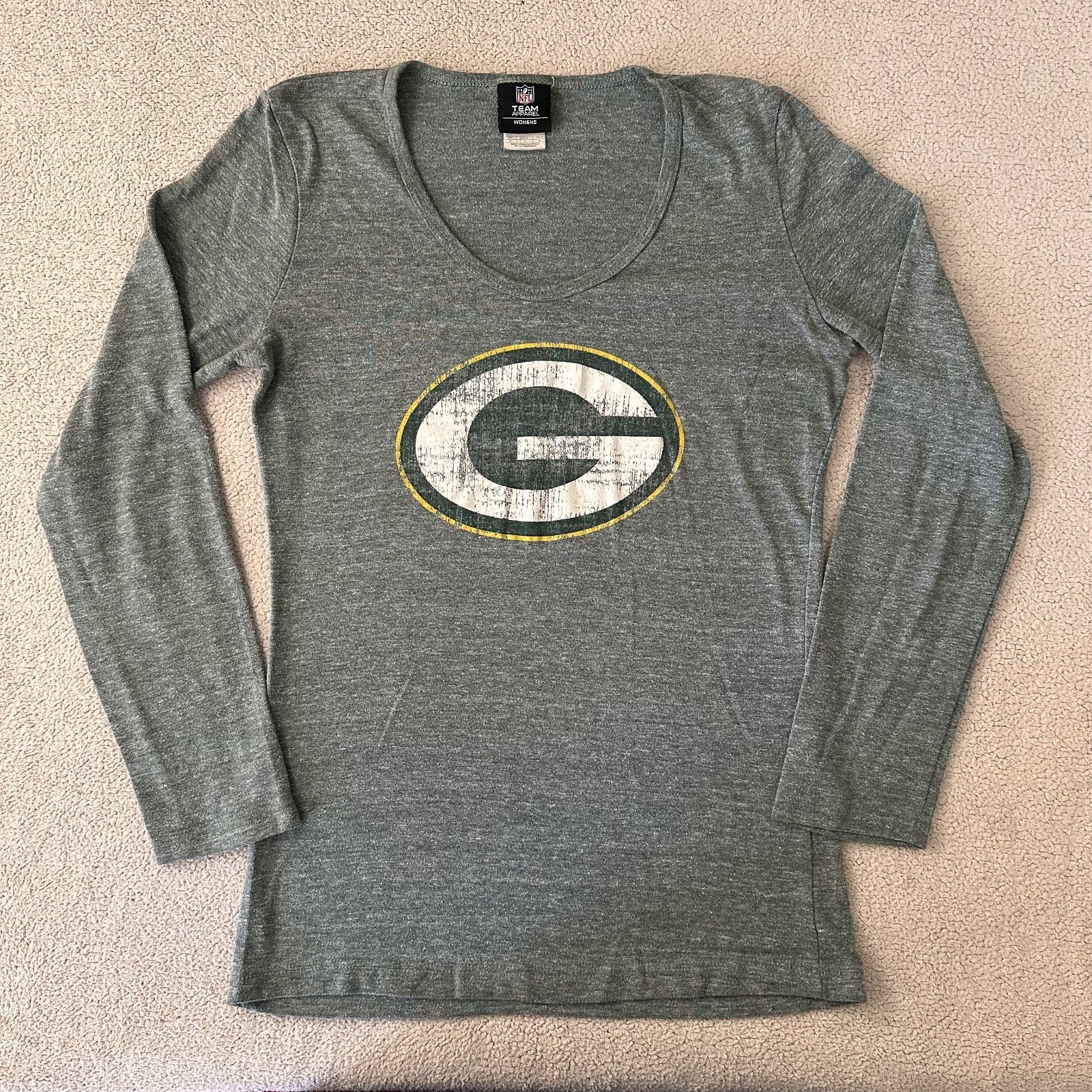 Green Bay Packers V-Neck Short Sleeve T-Shirt With Logo Women's Size Medium