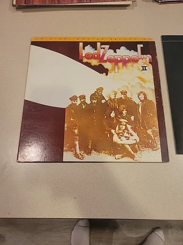 Led Zeppelin II LP Mobile Fidelity Sound Lab reissue 1982 Vinyl PLEASE READ