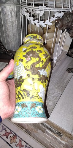 19th Chinese yellow ground enamel famille rose gilt Dragon Small vase Urn Style - Picture 23 of 24