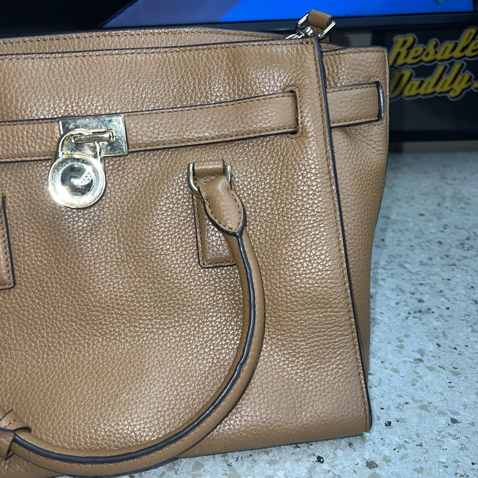 Michael Kors Hamilton Brown Leather Double Strap Shoulder Bag Gold Hardware - Image 4 of 4
