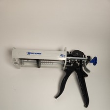 Newborn DR100N 26:1 Manual Applicator Caulking Gun