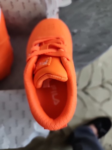 New in Box FILA Infant/toddler Sz 7, Impress LL Low Sneakers Bright Orange - Picture 9 of 15