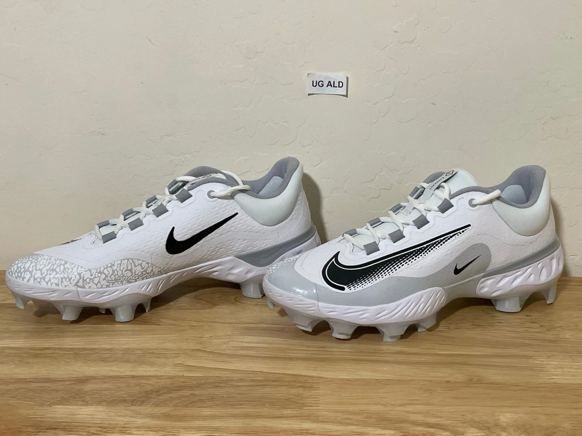 White nike huarache shop baseball cleats