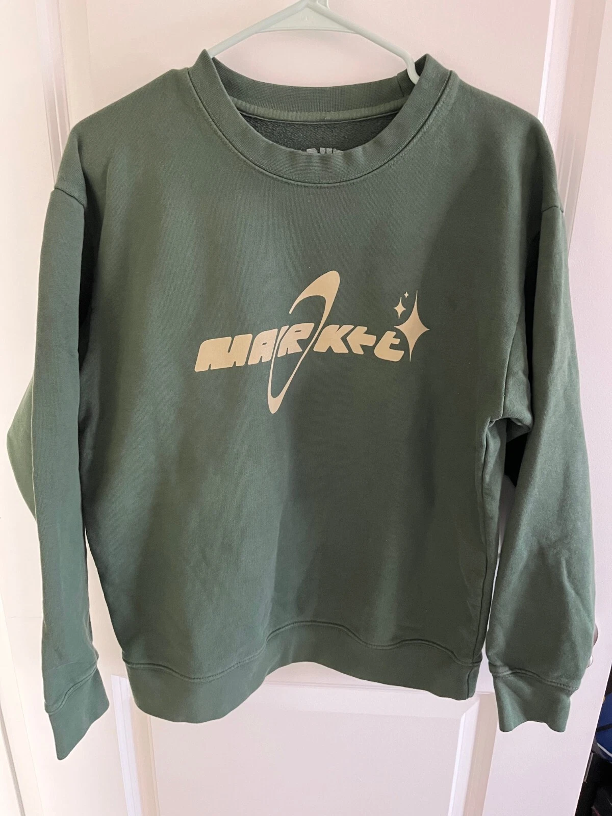Sweat polaire imprimé graphique vert foncé Chinatown Market taille S NEUF