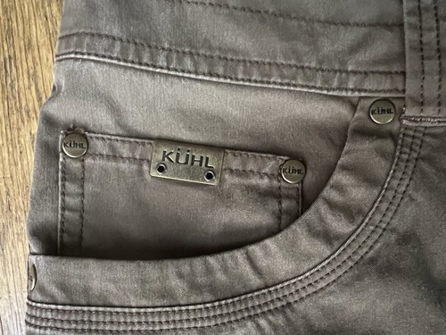 Pantalones revólvr marrón para hombre KÜHL talla 32 X 32 vintage pátina tinte exterior senderismo - Imagen 6 de 12