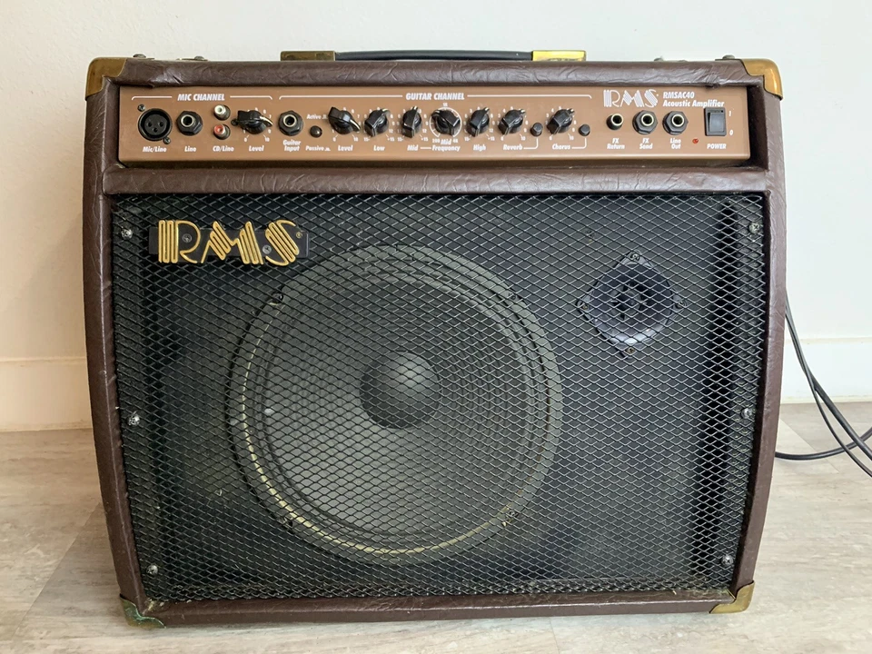 RMS Communications AC40 40 Watts Guitar Amplifier - Tested And Working Foto 2 de 4