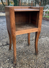 Table de nuit ou chevet ancien style L XV en bois