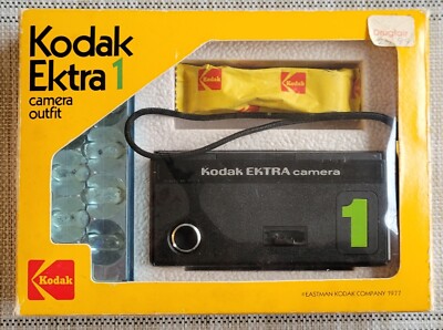 1970s Kodak Ektra Camera For 110 Film Cartridge Black w/ Green #1  -Untested