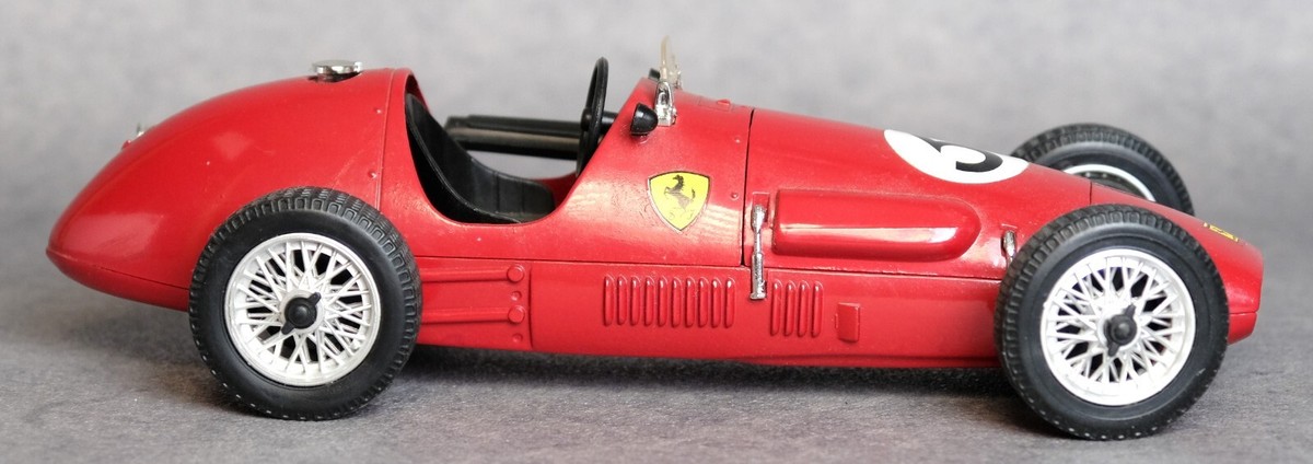 Politoys Polistil - Ferrari -F1 500 F2 N 5 Alberto Ascari