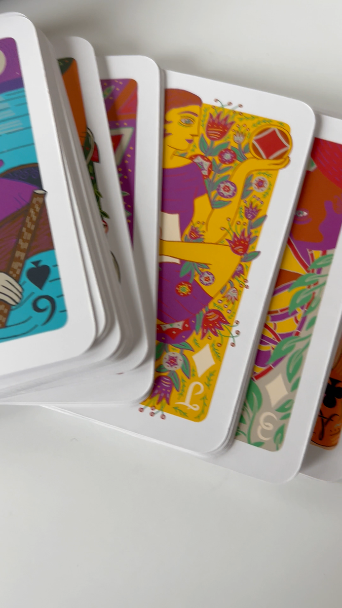 The Illuminated Tarot Card Deck 53 Cards Divination & Gameplay (d6